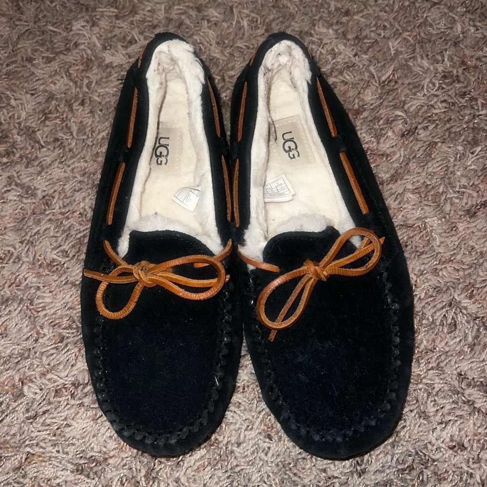 UGG Dakota Slipper
